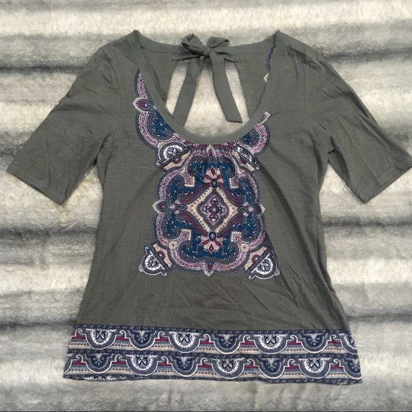 Anthropologie Tops - Anthropologie Akemi + Kin Gray Bowknot Tee